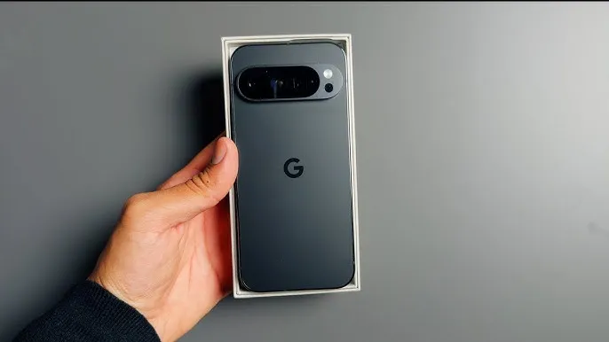Google%20Pixel%209%20Pro%20XL%20(16GB%20RAM,%20128GB%20ROM)%20-%20Obsidian%20-%206.8"%20Super%20Actua%20Display%20-%205G%20Android%20Smartphone%20(Official%20Warranty)%20-%20Image%205