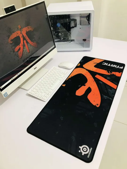 FNATIC%20Gaming%20Mouse%20Pad%20Extended%20Size%20700*300*3mm%20For%20Keyboard%20&%20Mouse%20-%20Stitched%20Edge%20-%20Speedy%20Movement%20-%20Rubber%20Base%20Anti%20Slip%20-%20Optimized%20For%20All%20Gaming%20Mouse%20Sensors%20-%20Mouse%20Pad%20-%20Image%205