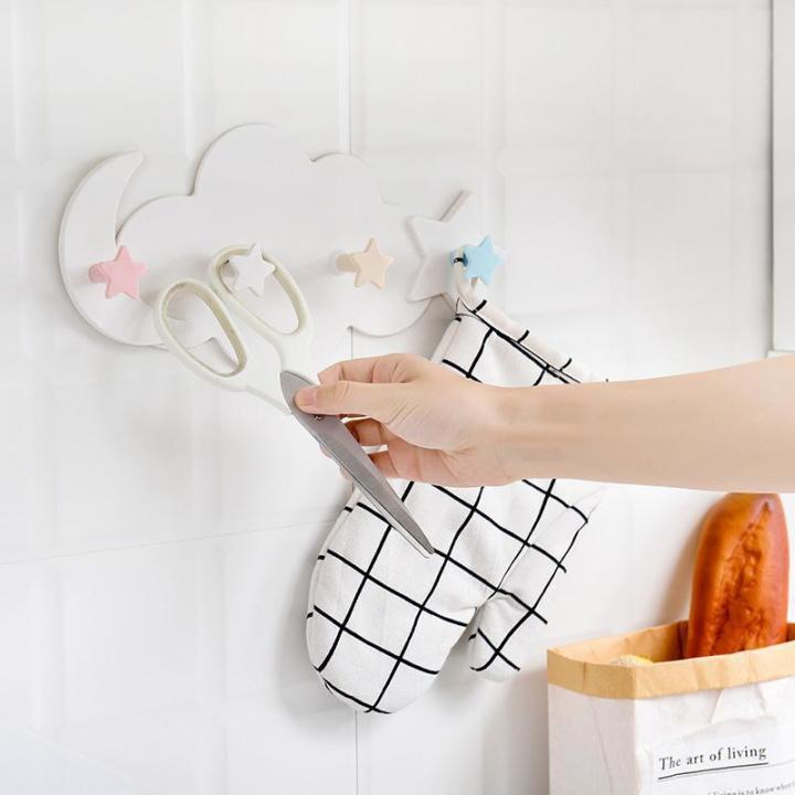 Self%20Adhesive%20Hooks%20Kawaii%20Cartoon%20Cloud%20Children's%20Room%20Hook%20On%20The%20Wall%20Hanging%20Decor%20Seamless%20Door%20Clothes%20Hanger%20Bathroom%20-%20Image%204