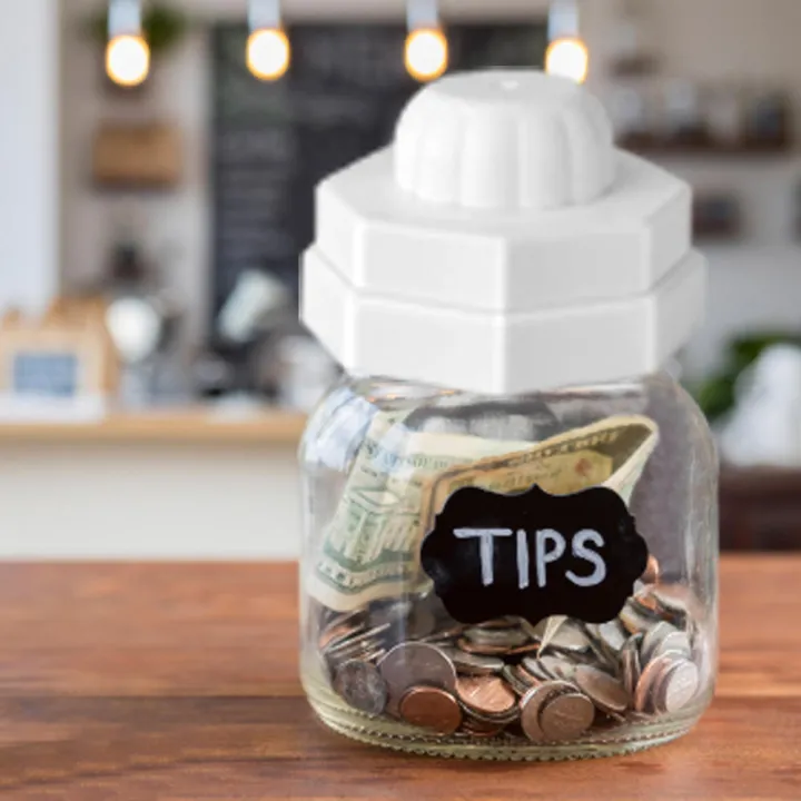 Vacuum%20Jar%20Sealer%20%20Universal%20Vacuum%20Jar%20Sealer%20For%20Regular%20And%20Wide%20Mouth%20Jars%20Canning%20%7C%20Jar%20Sealer%20Compatible%20With%20Most%20Brands%20Vacuum%20Sealers,%202%20Pack,%20Green%20-%20Image%204