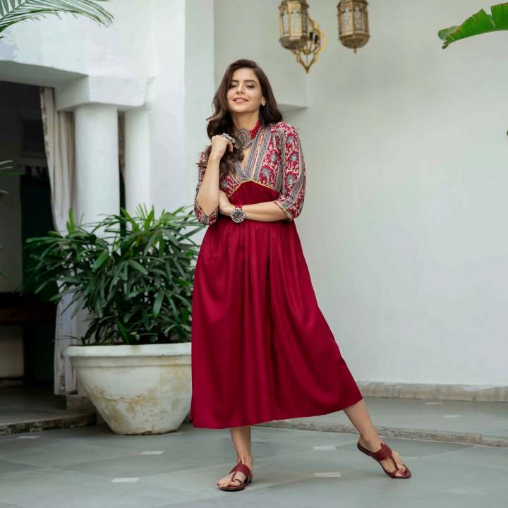 Maroon%20V%20Neck%20Gathered%20Dress%20(%20Full%20Stitch%20Dress%20)%20k49%20-%20Image%202