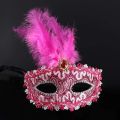 Creative Plastic Half Face Mask For Men Woman Masquerade Luxury Feathers Halloween Masks Carnival Costume Props Photo Prop.
