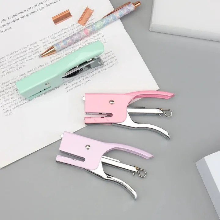 Mini%20Handheld%20Stapler%20with%20No.10%20Staples%20Set%20Metal%20Hand%20Held%20Plier%20Stapler%20with%201000%20Rose%20Gold%20Staples%20for%20Home%20Office%20Binding%20-%20Image%202