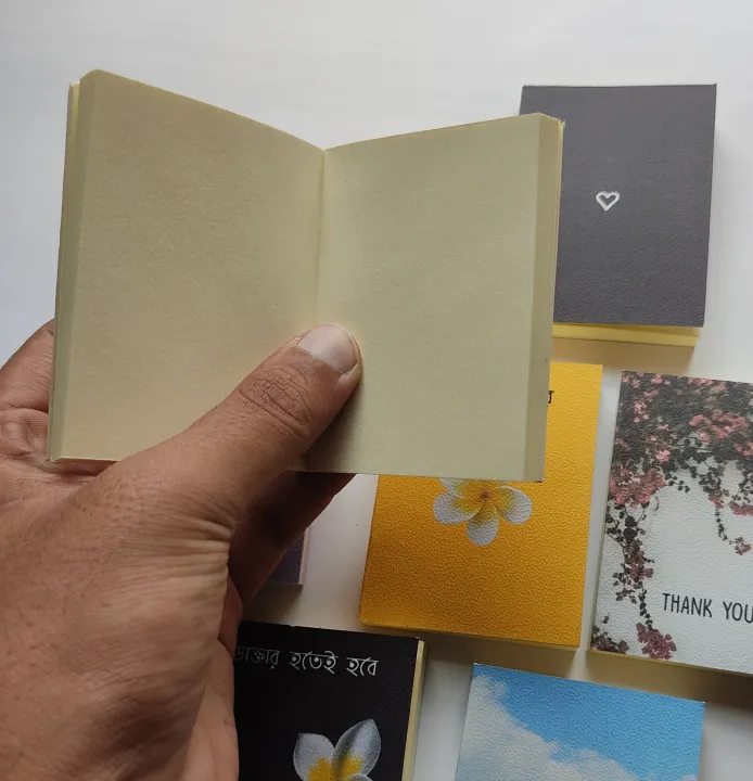 It%20makes%20me%20happy%20MINI%20Notebook%20(3.1"/2.3"size)%20-%20Image%203