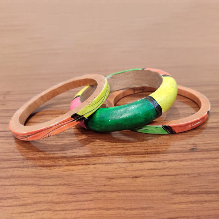 Ink%20Hand%20Painted%20wooden%20bangle%20%20for%20women%20-%20Image%202