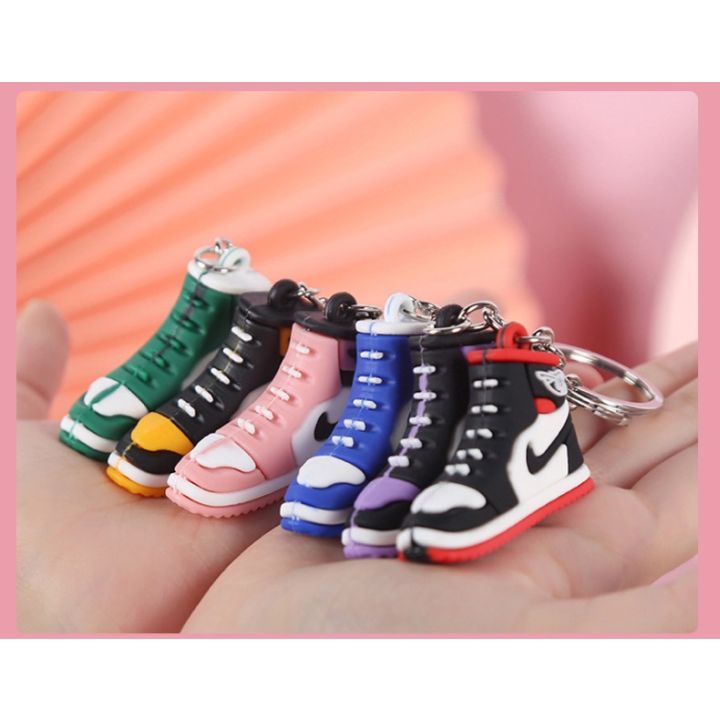 Cute%20mini%20AJ%20shoes%203D%20shoe%20keychain%20keychain%20pendant%20Sneakers%20Keychain%20Key%20Ring%20Fashion%20Airmax%20Yeezy%20Air%20Jordan%20Gift%20for%20man%20-%20Image%209