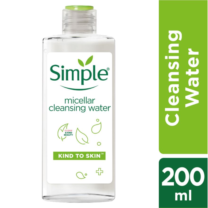 Simple%20Micellar%20Cleansing%20Water%20-%20200ml%20(OA)%20-%20Image%203