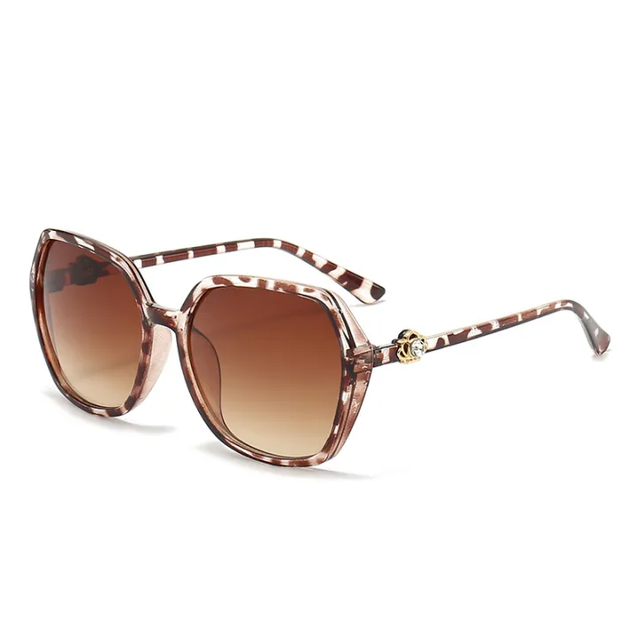 Women's%20Sunglasses%202024%20New%20Elegant%20Retro%20Large%20Frame%20Face-Looking%20Small%20Big%20Face%20Sun%20Glasses%20Tide%20Uv-Proof%20Sunglasses%20-%20Image%205