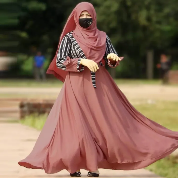 New%20Attractive%20Premium-Quality%20Step%20Contrast%20Irani%20Party%20Abaya%20Burkha%20Set,%20Dubai%20Charry%20Fabric,%20Muslim%20Outerwear%20Collection%202023%20-%20Image%205