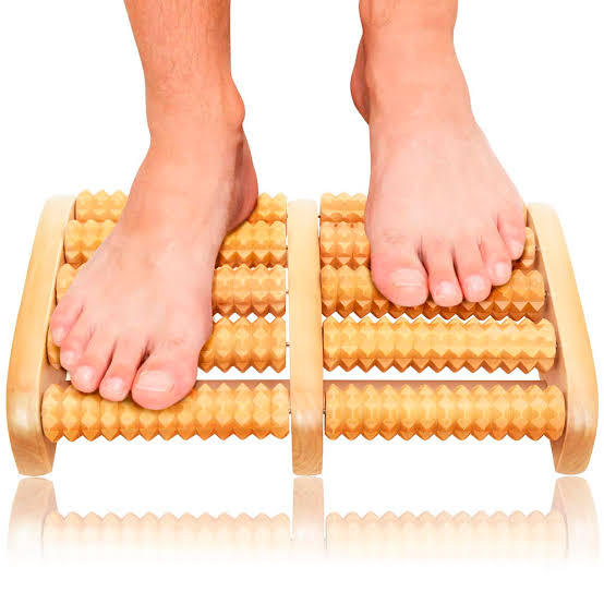Traditional%20Wooden%20Roller%20Foot%20Massager,%20Accupressure%20Roller%20Wood%20Foot%20Massager%20Stress%20Reliever%2012%20Roolers%20-%20Image%202