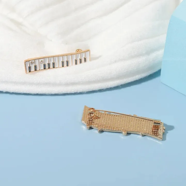 Musical%20Instrument%20Serie%20Enamel%20Pin%20Tape%20Piano%20Guitar%20Recorder%20Earphone%20Phonograph%20Music%20Brooch%20Lapel%20Badge%20Fashion%20Jewelry%20Gift%20-%20Image%203