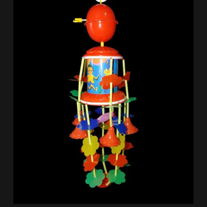 Musical%20Toy%20Nursery%20Manual%20Merry%20Go%20Round%20Wind%20Up%20Toy%20-%20Image%203
