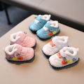 Winter newborn cotton with plush soft soles. 0-1 year old baby walking shoes for boys and girls do not fall off. 