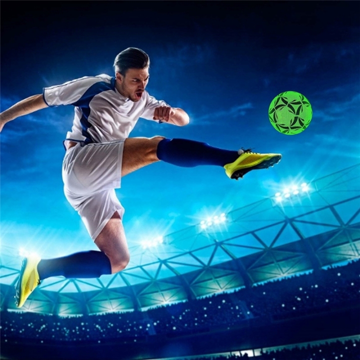 Size%204%20Children'S%20Football%20Dazzling%20Glow%20in%20the%20Dark%20Training%20and%20Game%20Ball%20Long-Lasting%20Brightness%20-%20Image%204