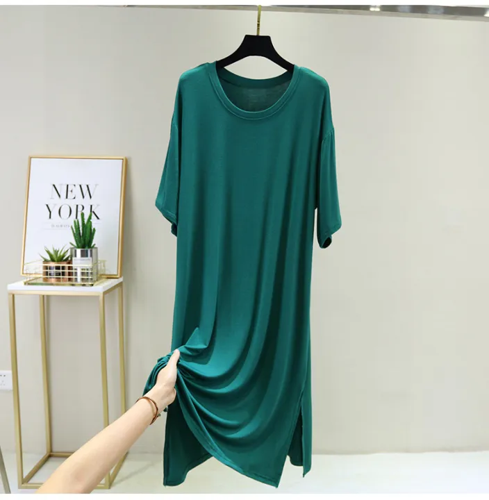 Midi%20dresses,%20thin%20round%20neck%20base%20dresses,%20casual%20and%20fashionable%20slit%20skirts,%20short%20sleeves,%20loose%20A-line%20skirts%20worn%20outside%20in%20summer%20-%20Image%206