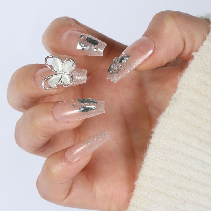 Wearing nail handmade nail piece temperament white broken diamond butterfly wearing nail piece short 24 pieces of nail stickers wholesale