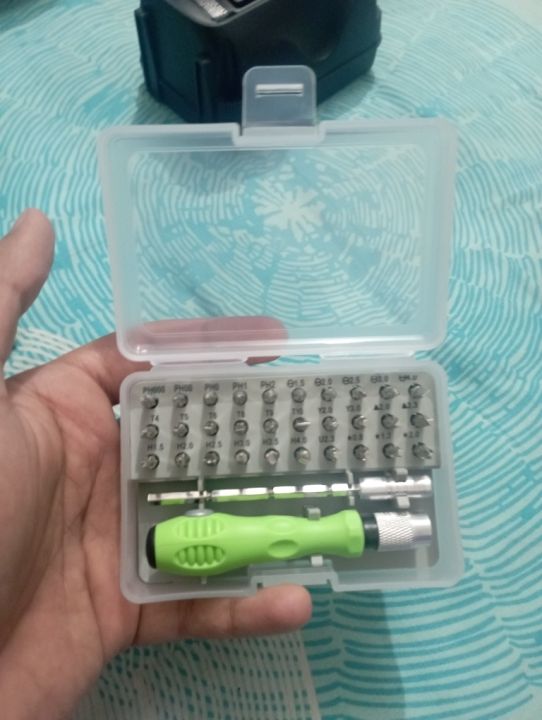 32%20In%201%20Screwdriver%20Set%20Precision%20Mini%20Magnetic%20Screwdriver%20-%20Screw%20Driver%20Set%20-%20Image%202