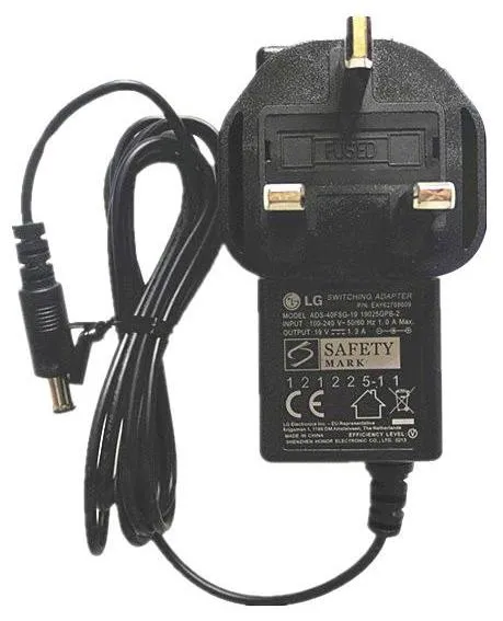 LG LCD MONITOR ADAPTER 19V - 1.3A