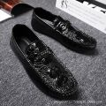 2019 New Social Fashion Leather Loafers Embossed Crocodile Pattern Men's Shoes Fashion Youth Leather Shoes Trendy Shoes. 