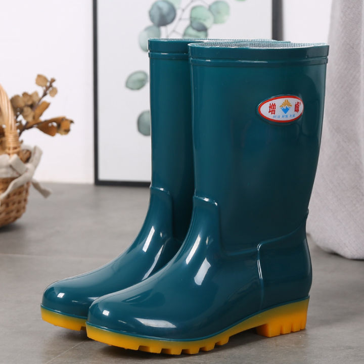 Rain%20boots%20women's%20high%20waterproof%20rain%20boots%20fashion%20rubber%20shoes%20with%20fleece%20warm%20water%20boots%20non-slip%20wear-resistant%20kitchen%20rubber%20boots%20-%20Image%206