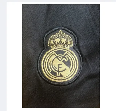 Real%20Madrid%20black%20Shorts%202023/24%20-%20Comfortable%20And%20Stylish%20Football%20Shorts%20For%20Every%20Game%20-%20Official%20Merchandise%20For%20Real%20Madrid%20Fans%20-%20Image%203