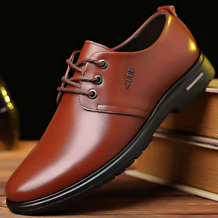%E3%80%90Hao%20Lu%20Kangaroo%20King%E3%80%91Summer%20Men's%20Sandals%20Leather%20Shoes%20Full%20Leather%20Hole%20Men's%20Shoes%20Casual%20Hollow%20out%20Middle-Aged%20Father%20-%20Image%202