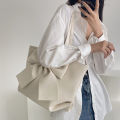 Bow large capacity tote bag women's 2022 new niche luxury soft-faced commuter handbag shoulder bag. 