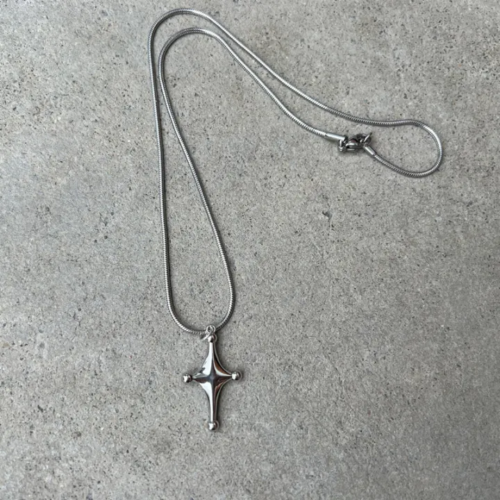 Y2K%20Star%20Pendant%20Frosted%20Beads%20Necklace%20For%20Women%20Korean%20Fashion%20Whole%20Titanium%20Steel%20Snake%20Chain%20Necklaces%20Jewelry%20Accessories%20-%20Image%203