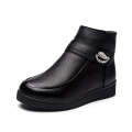 2021 Autumn/Winter Warm Short Non slip Mom Shoes, Middle aged and Elderly Flat Boots, Extra Large Wool Cotton Shoes. 