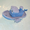 【Yurui】Clockwork Durable Kids Floating Boat Ship Summer Water Toy. 