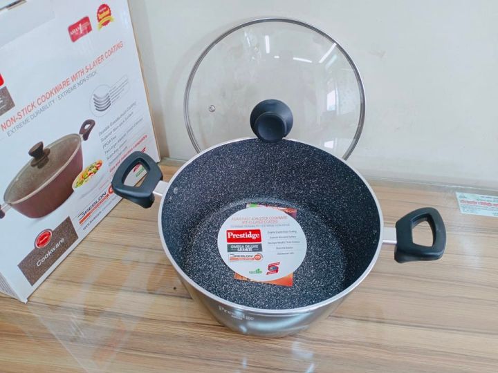 Prestidge%2024Cm%20Marble%20Coating%20Deluxe%20Non%20Stick%20Casserole.%20Casserole%20With%20Lid%20And%20Induction%20Bottom.%20C:P360.%20-%20Image%203