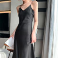Summer Satin Sling Long Dress Womens Faux Silk V Neck Evening Paty Female Sleeveless Elegant Backless Dresses Shapewear.