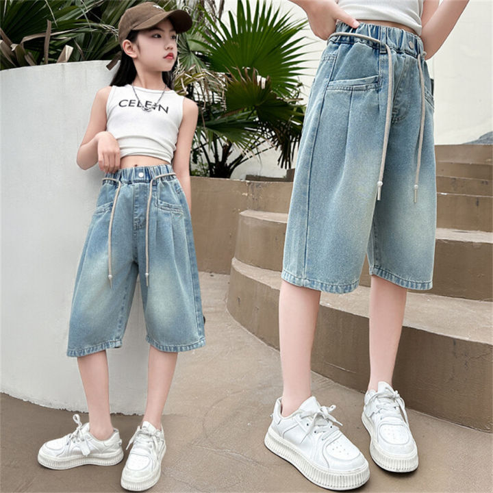 2421%20Distressed%20Jeans%20Summer%20Fashion%20Girls%20Denim%20Shorts%20Wear%20Through%20Youth%20Jeans%20Student%20Children's%20Denim%20Cropped%20Pants%20-%20Image%202