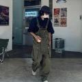 2022 Men's Retro Designer Overalls Workwear Sling Korean Loose Wide Leg Jumpsuit Streetwear Solid Color Men's Clothing.