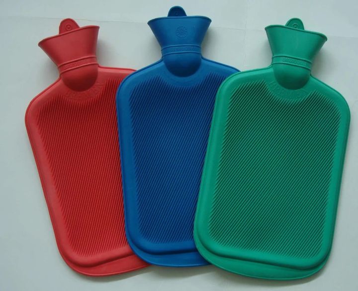 Hot%20Water%20Bag%20Rubber%20-1.5%20Liter%20-%20Image%204