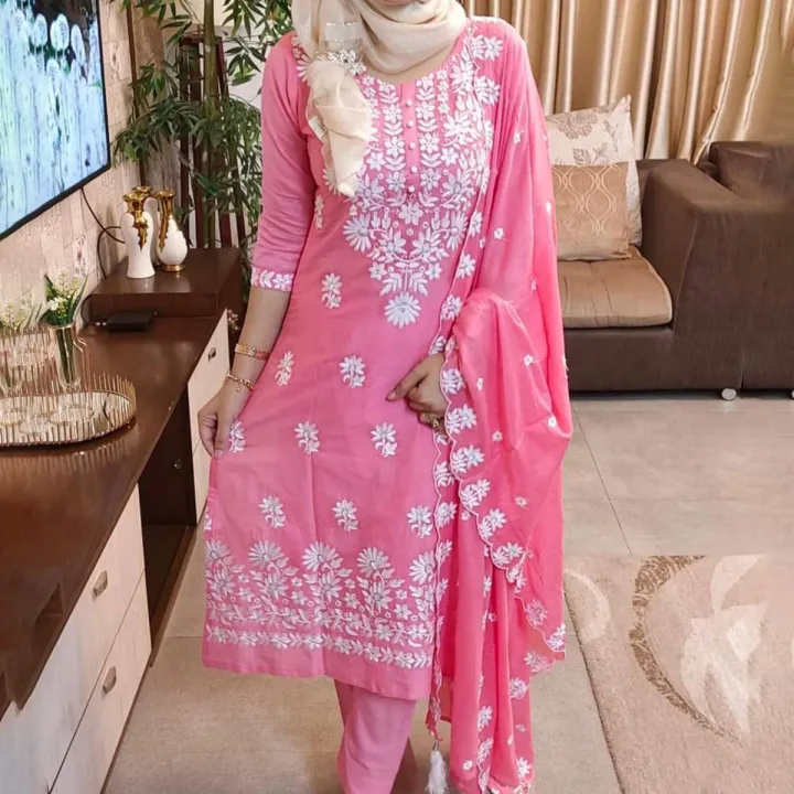 Pure%20Cotton%20New%20Exclusive%20Unstitched%20Screen%20Print%20Fashionable%20and%20Comportable%20Three%20Pics%20for%20Women%20-%20Image%202