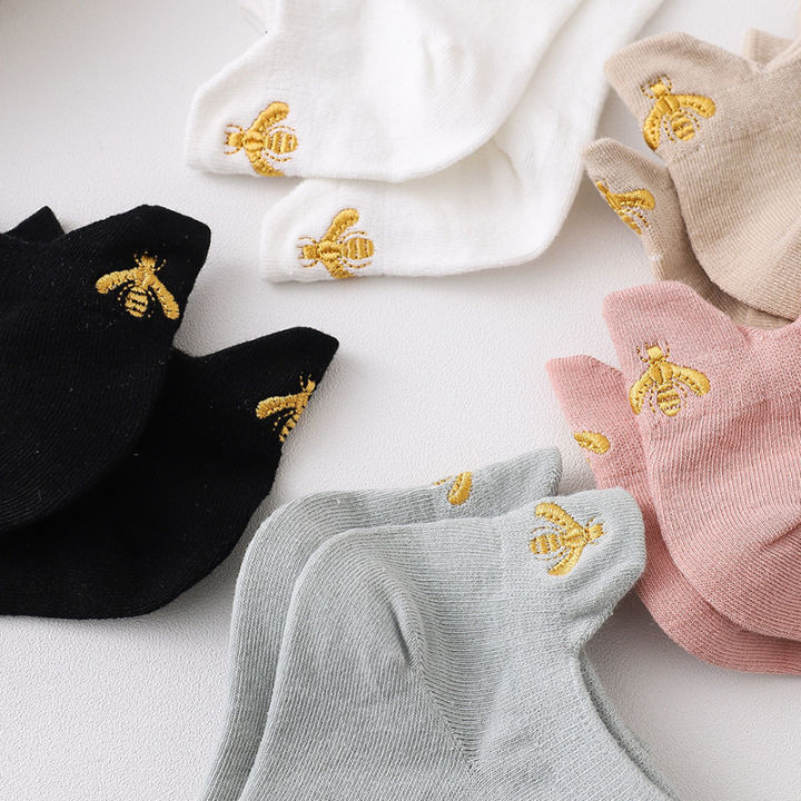 Spring-Summer%20New%20Type%20Women's%20Cartoon%20Bee%20Boat%20Socks%20Cotton%20Socks%20Women's%20Embroidery%20Cartoon%20Socks%20-%20Image%202