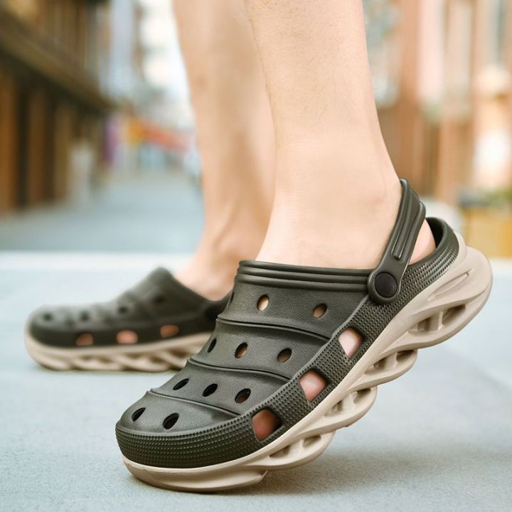 Summer%20New%20Coros%20Shoes%20Men's%20Big%20Toe%20Slippers%20Thick%20Bottom%20Leisure%20Pump%20Sandals%20Bird's%20Nest%20Non-Slip%20Sandals%20-%20Image%203