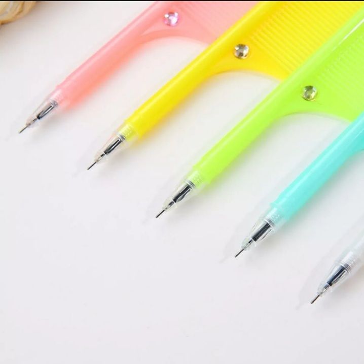 Mini%20Cute%20Comb%20Gel%20Pen%20-%201%20Piece%20-%20Image%203
