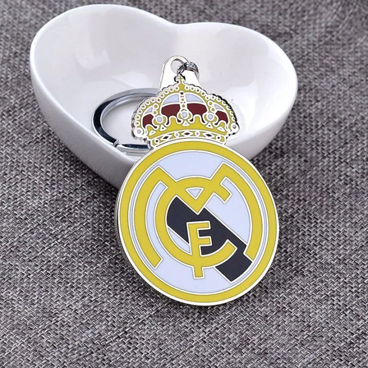Real%20Madrid%20Football%20Club%20Key-chain%20-%20Image%202