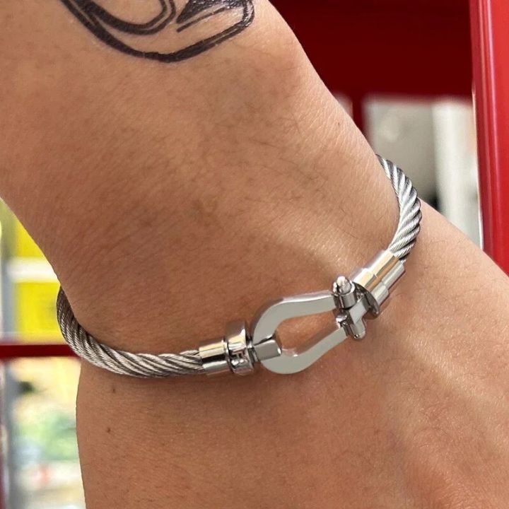 Bracelet%20Punk%20Rock%20Style%20Men%20Women%20Wrist%20strap%20Horseshoe%20Knot%20Cable%20Stainless%20Steel%20Wire%20Rope%20Braided%20Bangle%20Couple%20Gift%20Jewelry%20-%20Image%203
