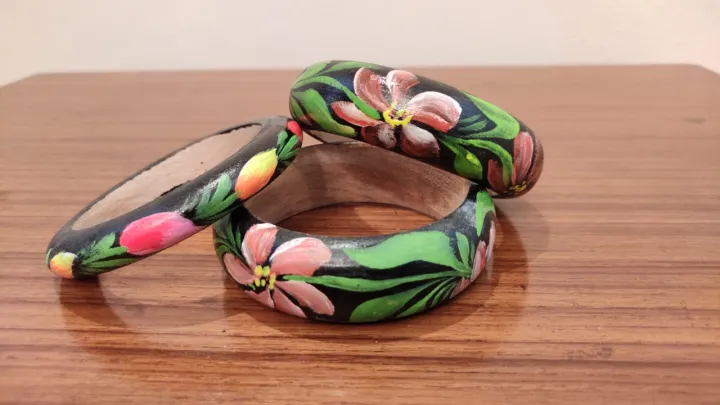 Ink%20Hand%20painted%20wooden%20Bangle%20for%20Women%20-%20Image%202