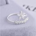 Korean Style Daisy Flower Elegant Opening Rings Women Adjustable Wedding Party Engagement Finger Rings Statement Jewelry Gift.