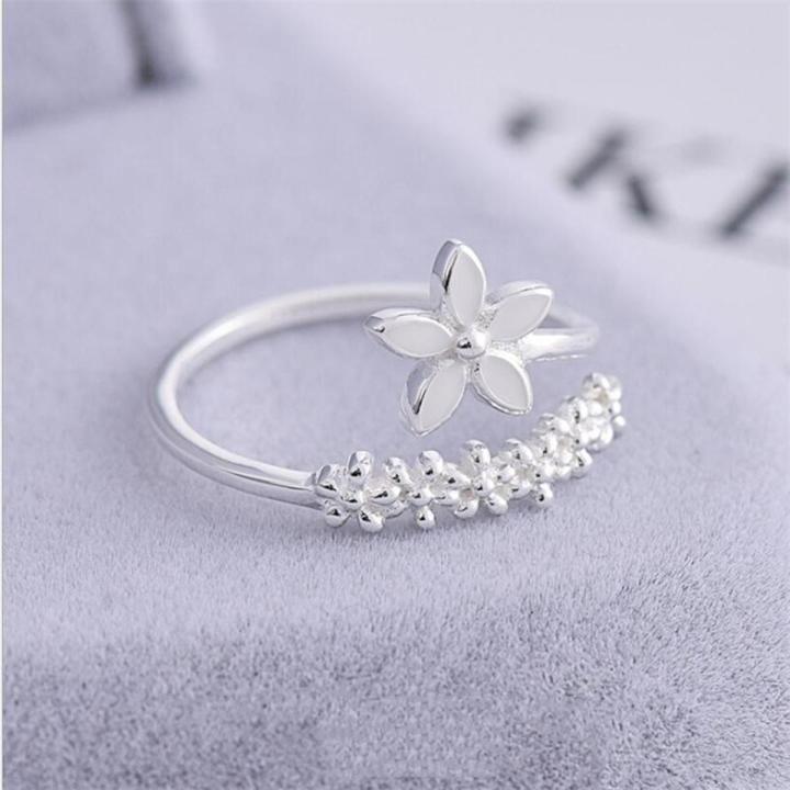 Korean Style Daisy Flower Elegant Opening Rings Women Adjustable Wedding Party Engagement Finger Rings Statement Jewelry Gift