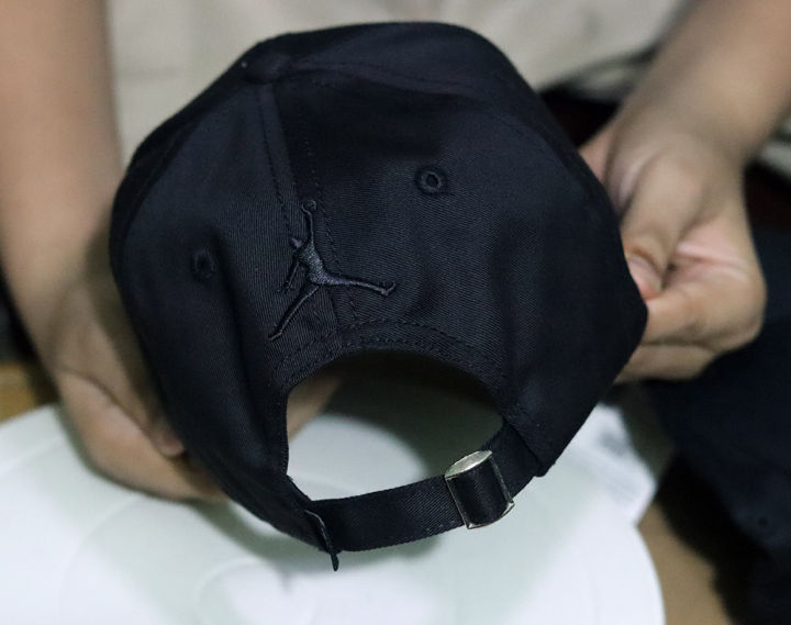 100%25%20Export%20and%20Premium%20Black%20Cap%20for%20Men%20and%20Women-JD%20-%20Image%203