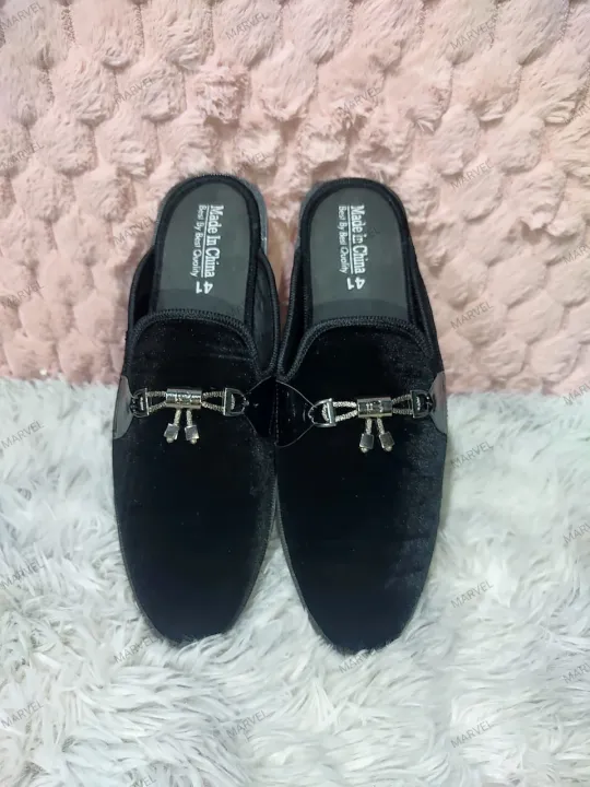 MARVEL%20FASHIONS%20NEW%20%20Fashionable%20Velvet%20Half%20Shoe%20For%20Men%20Black%20-%20Image%203