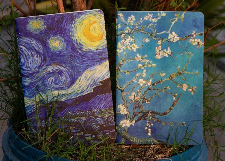 Starry%20Night%20&%20Almond%20Blossoms%20Notebook%20(SN201903104%20&%20SN202130133)%202-Pack%20-%20Image%206