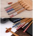 Chinese chopsticks,Japanese-style natural chopsticks. 