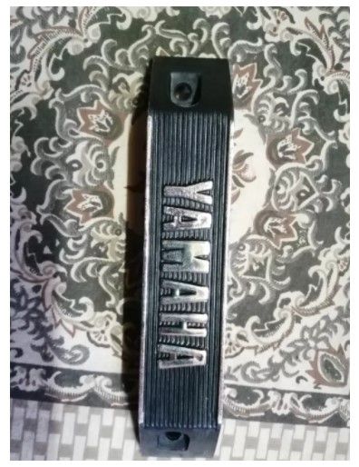 Premium%20Quality%20Yamaha%20Rx%20100/RX%20115%20FRONT%20Emblem/%20Monogram%20Logo%20-%20GOLDEN%20-%20Image%202