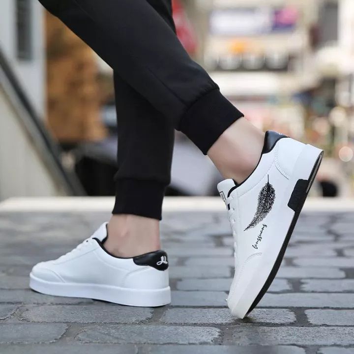 Stylish%20and%20Fashionable%20Winter%20and%20Summer%20Exclusive%20Shoes%20for%20men%20-%20Image%203